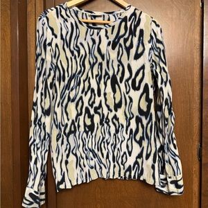 equipment femme liam Abstract Animal Print silk long sleeve tee euc m medium